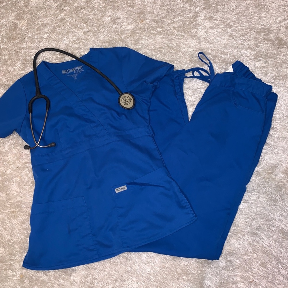 Blue Grey’s Anatomy scrubs!